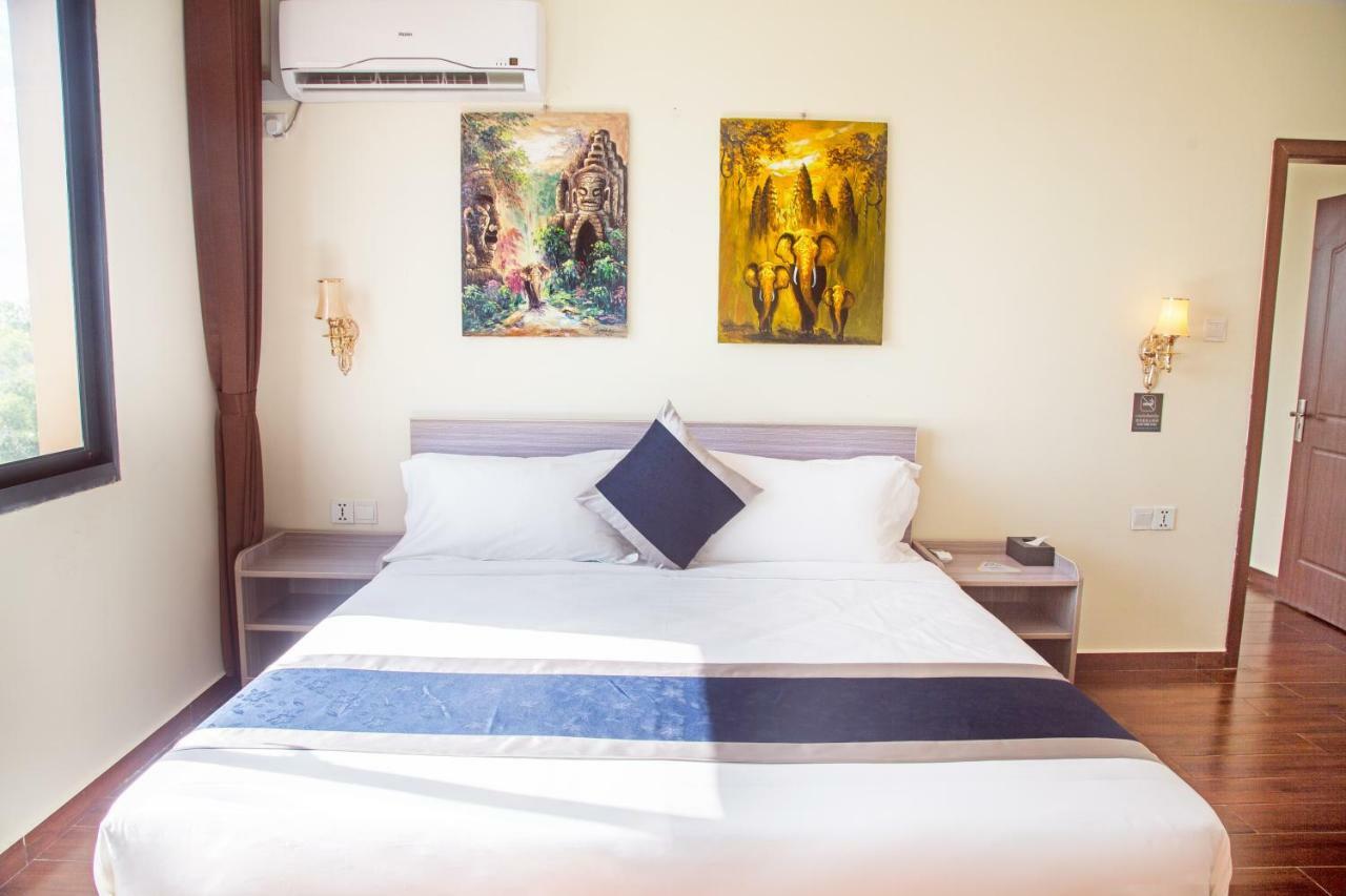 City Comfort Hotel Phnom Penh Airport Екстер'єр фото
