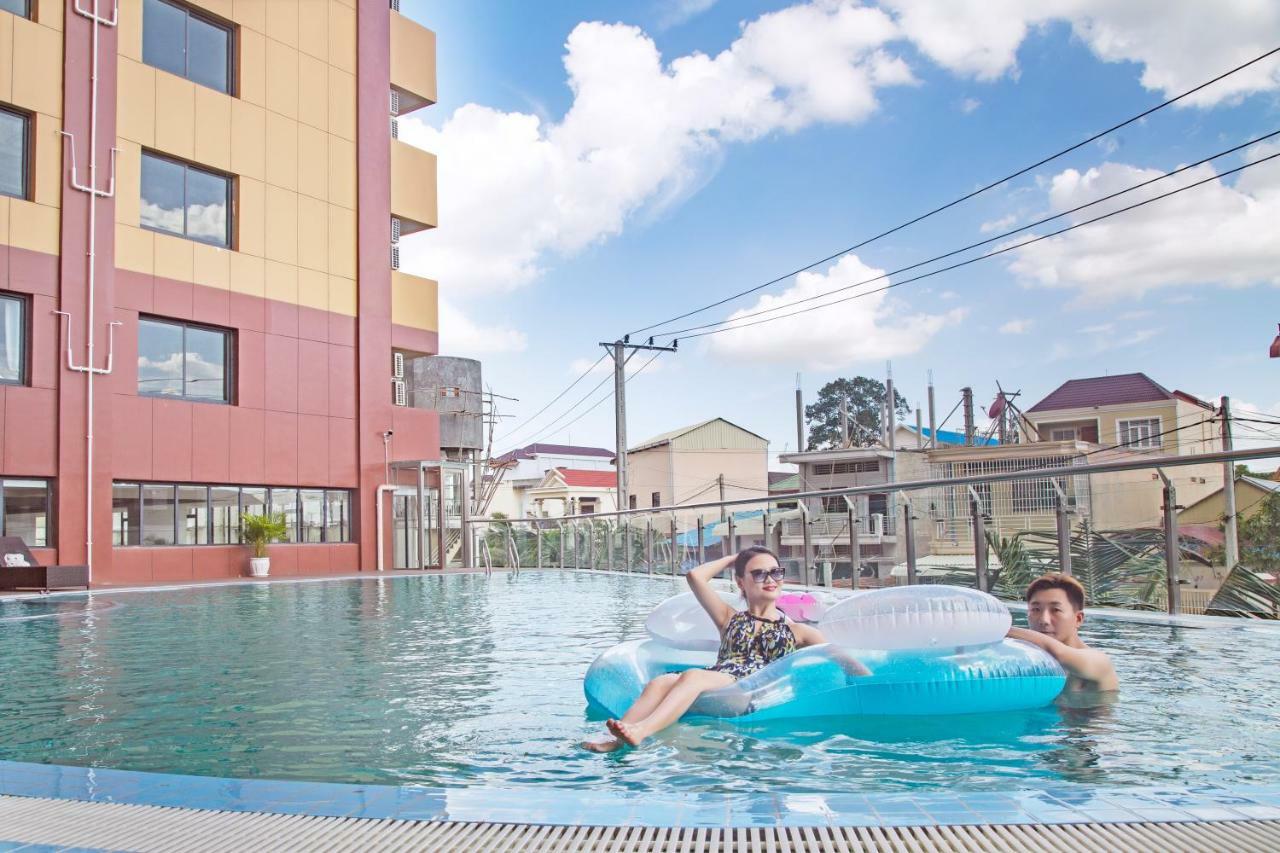 City Comfort Hotel Phnom Penh Airport Екстер'єр фото