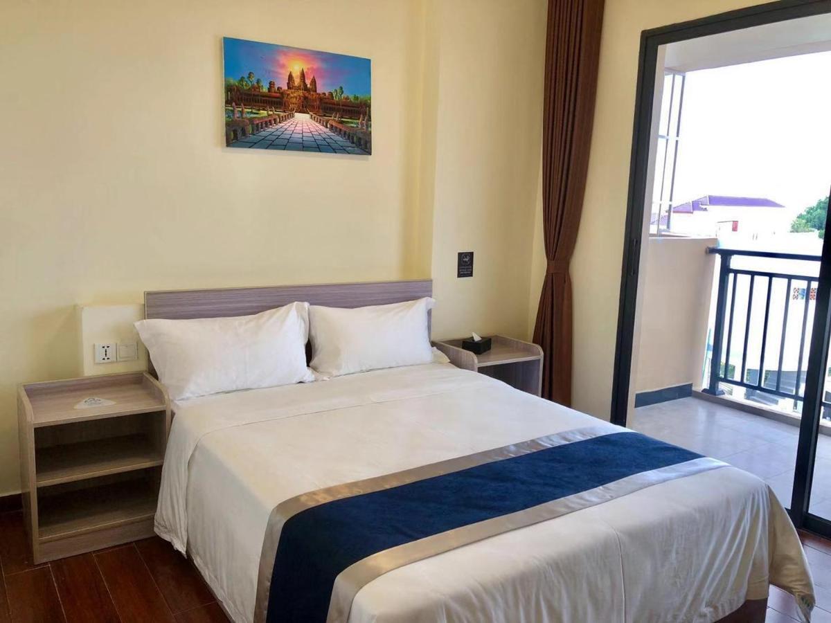 City Comfort Hotel Phnom Penh Airport Екстер'єр фото